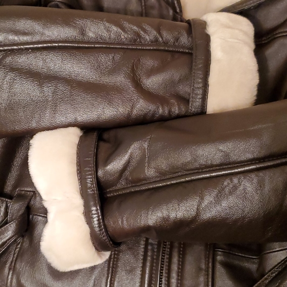 Coat - Picture 8 of 15